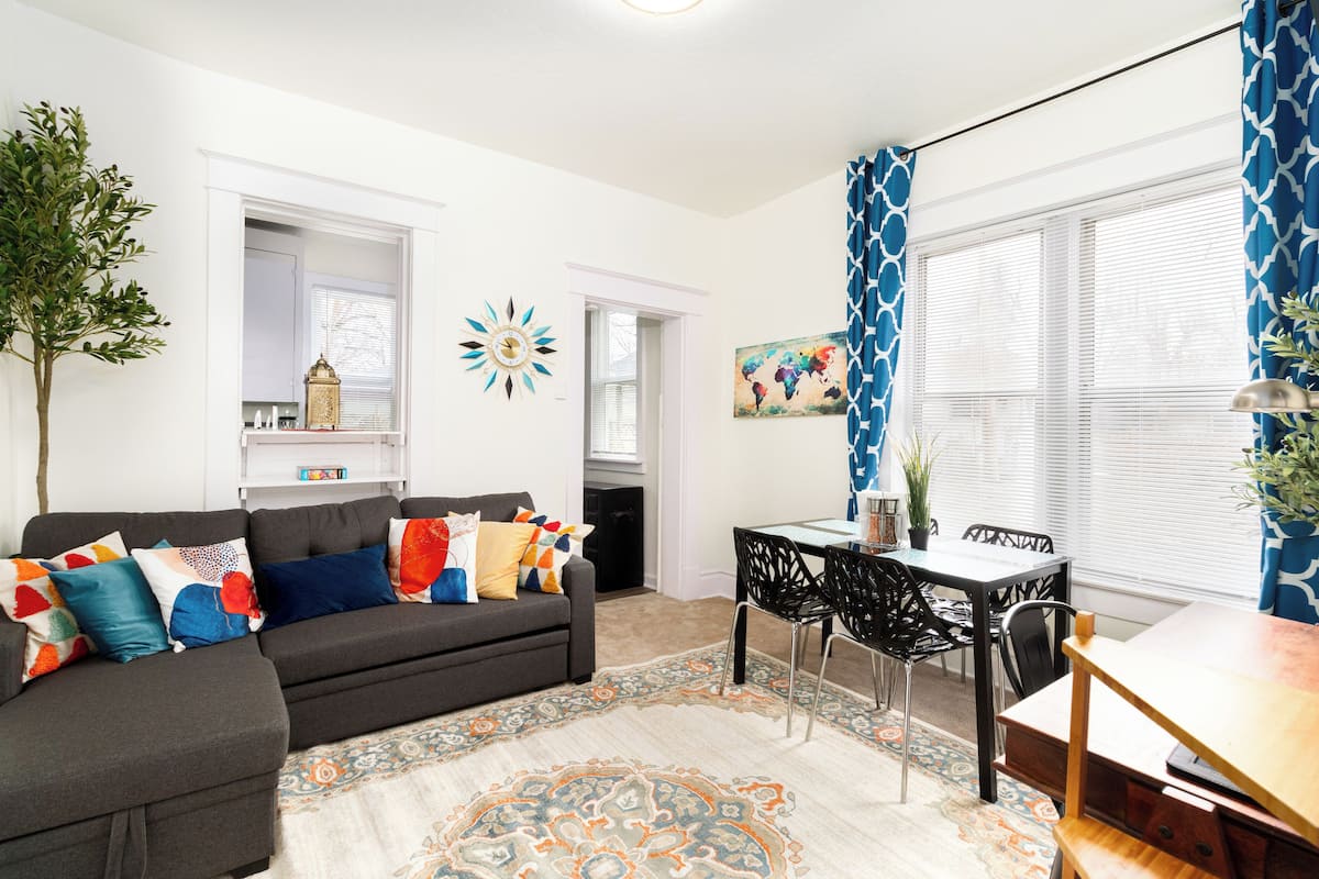 Basic Apartment, 1 Bedroom, Kitchen | Living area | 55-inch LED TV with digital channels, Netflix, Hulu