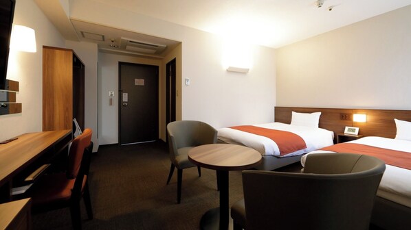 1 soverom, skrivebord, strykejern/-brett og wi-fi (inkludert)