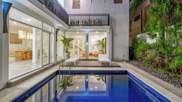 Udendørs pool, liggestole