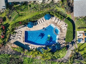 Piscine extérieure