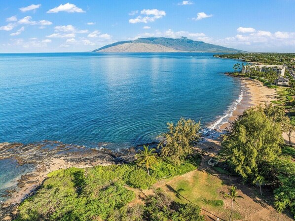 Sun-loungers, beach towels