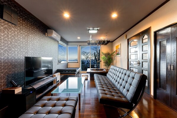 TV - A panoramic view of the Moon Road from the Amagi M / Kamo-gun Shizuoka (Kamo-gun)