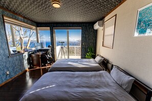 3 bedrooms, desk, iron/ironing board, free WiFi