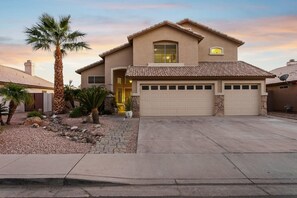 Exterior - Peoria Home with Heated Pool + Hot Tub (Peoria)