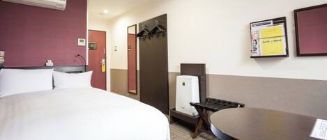 1 bedroom, desk, iron/ironing board, free WiFi