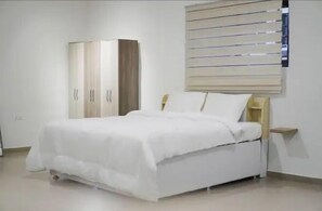 デラックス スタジオ | アイロン / アイロン台、WiFi (無料)