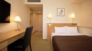 1 dormitorio, escritorio, tabla de planchar con plancha y wifi gratis