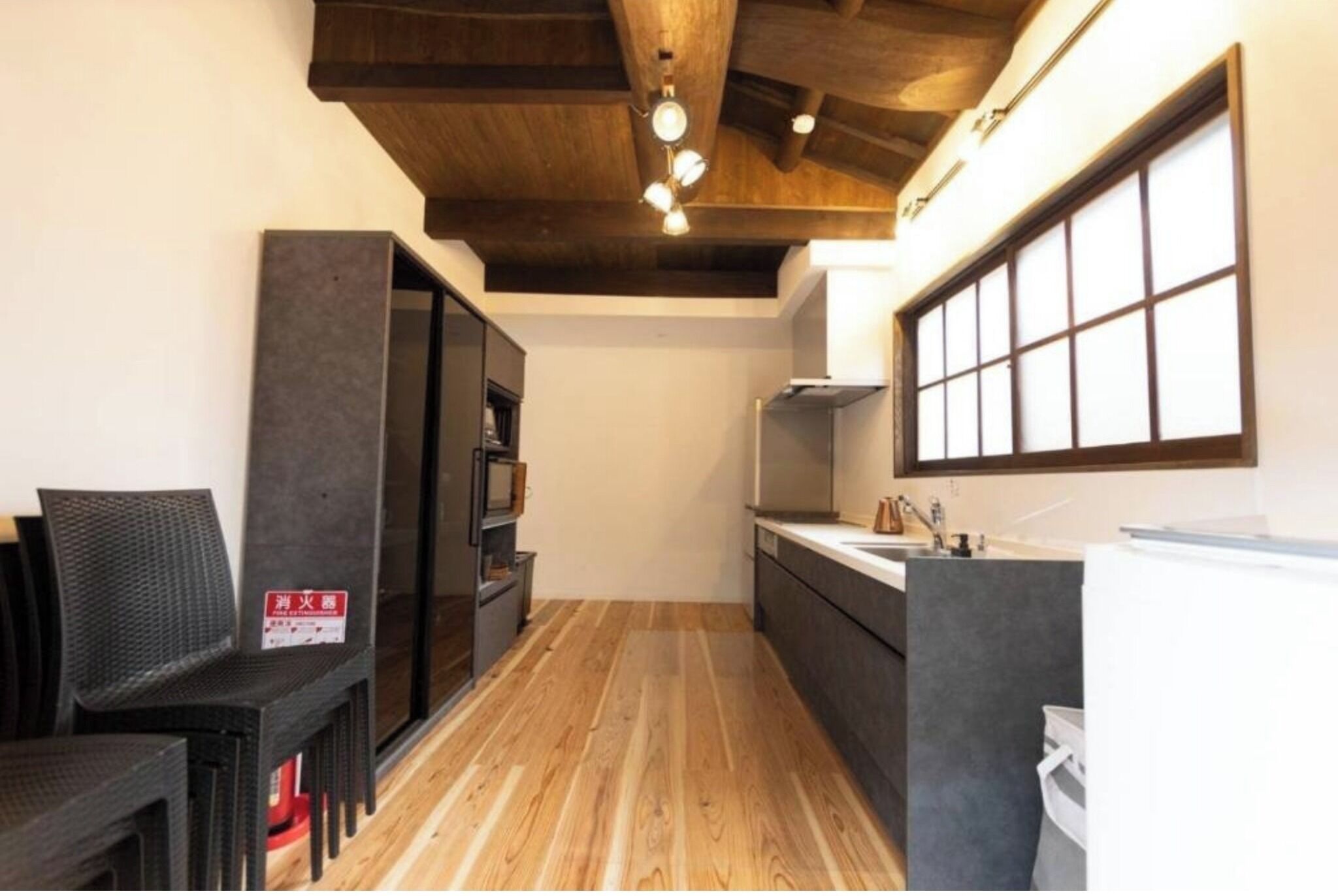 雪櫃、微波爐、爐具、廚房用具/餐具/器皿