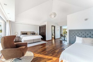 10 bedrooms, iron/ironing board, travel crib, WiFi