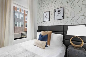 4 bedrooms, desk, iron/ironing board, travel crib