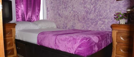 1 bedroom, iron/ironing board, WiFi, bed sheets