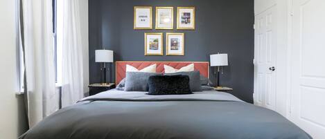 Suite junior | 2 habitaciones, cortinas blackout y tabla de planchar con plancha