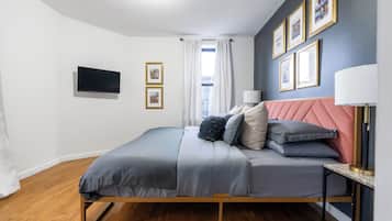 Junior Suite | 2 bedrooms, blackout drapes, iron/ironing board, free WiFi