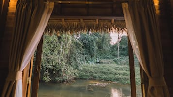 Bungalow, 1 Bedroom, Non Smoking, Private Bathroom | 1 bedroom, desk, laptop workspace, free WiFi