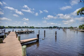 Marina - Boat & Fish: Waterfront Gem on Pasquotank River! (Elizabeth City)