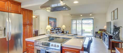 Fridge, microwave, stovetop, dishwasher