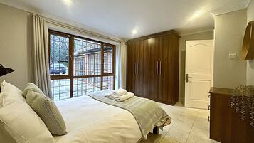 5 chambres, fer et planche Ă repasser, Wi-Fi gratuit, draps fournis