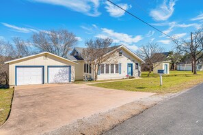 Exterior - Hill Country Retreat w/ Lake View, Deck & Balcony (Spicewood)