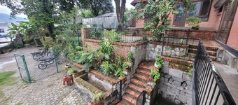 Cozy bed & breakfast in lovely Kathmandu with WiFi