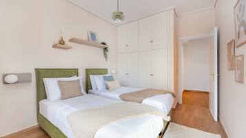 3 slaapkamers, een bureau, een strijkplank/strijkijzer, gratis wifi