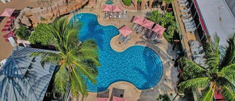 Beheizter Pool