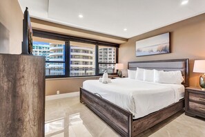 2 bedrooms, iron/ironing board, travel crib, free WiFi