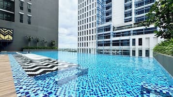 Outdoor pool, sun loungers