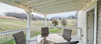 Convenient to Knoxville/Oak Ridge/Farragut! - The Cottage at Williams Ferry Farm