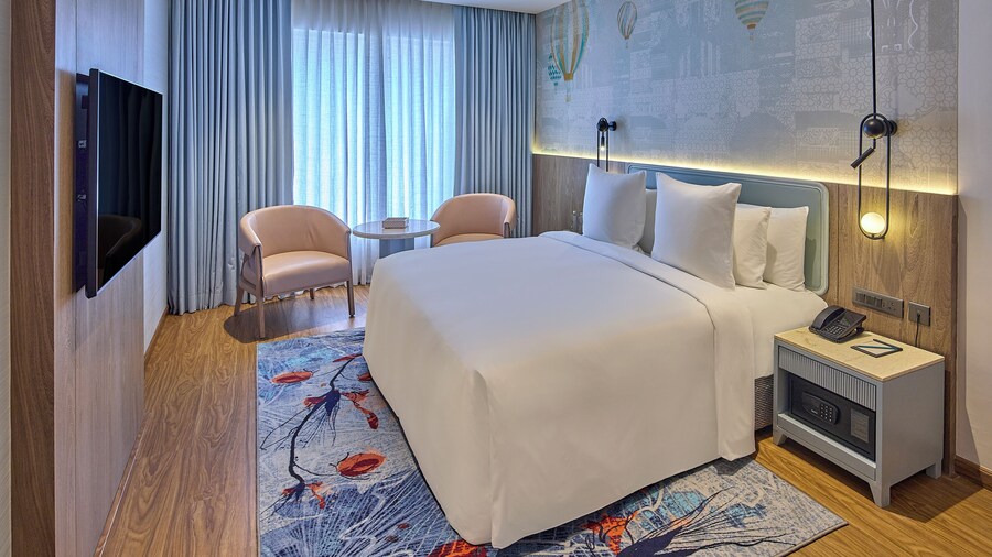 ICONIQA Hotel, Mumbai International Airport
