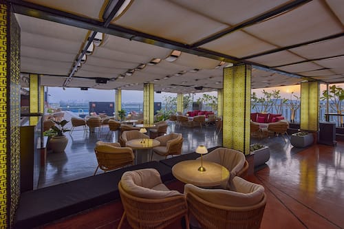 Bar accanto alla piscina