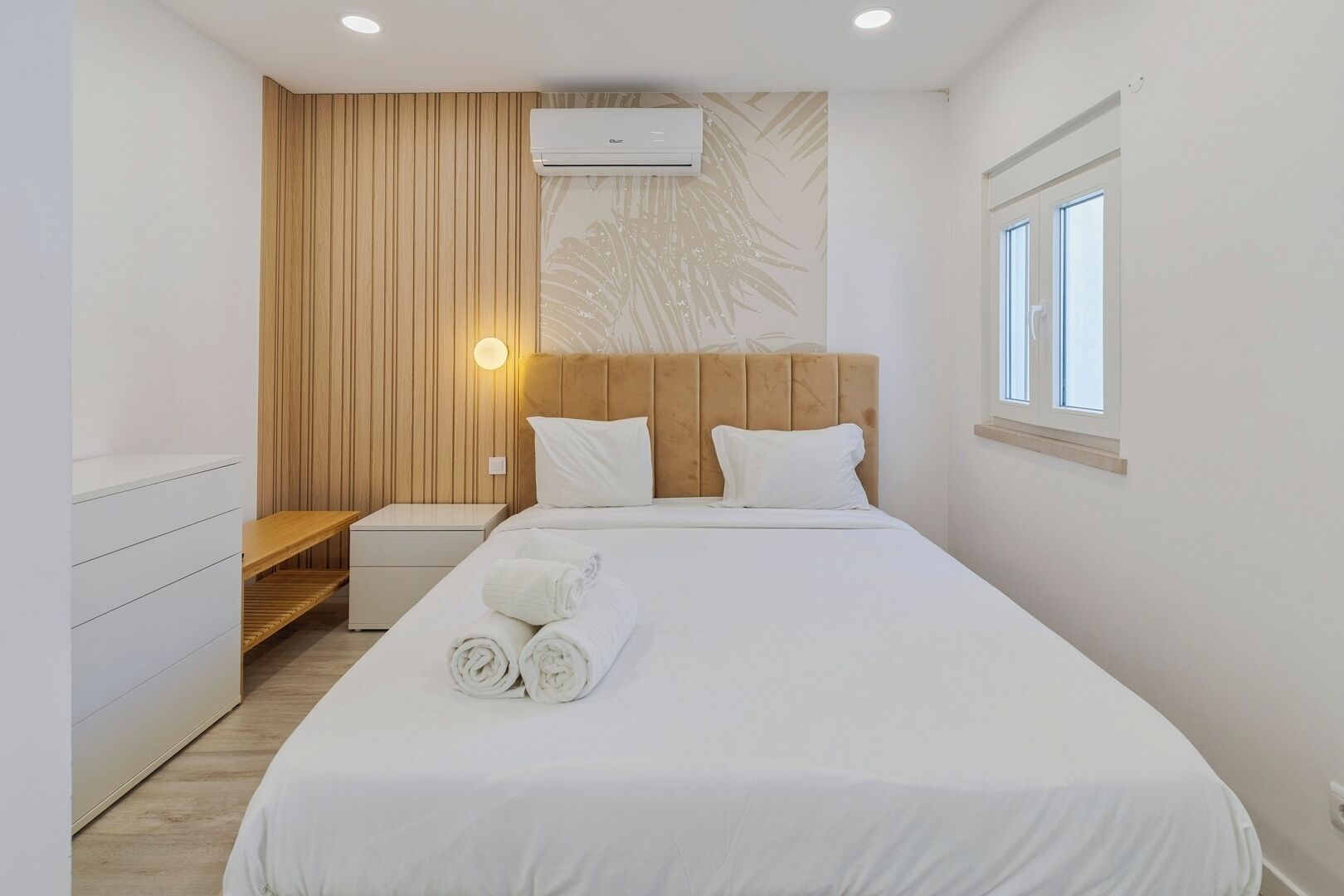 3 Schlafzimmer, Bügeleisen/Bügelbrett, Reisekinderbett, Bettwäsche