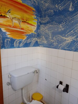 Handtücher, Seife, Toilettenpapier