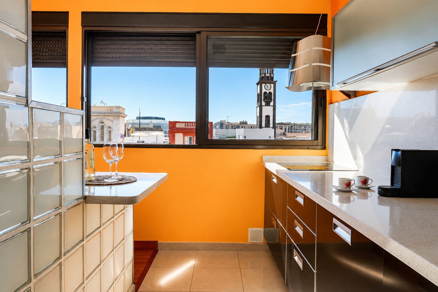 Fridge, microwave, coffee/tea maker, electric kettle