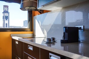 Fridge, microwave, coffee/tea maker, electric kettle