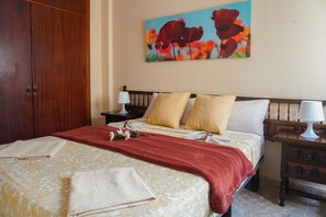 2 bedrooms, iron/ironing board, free WiFi, bed sheets - Balcony to the Sea in Mesa del Mar (Tacoronte)
