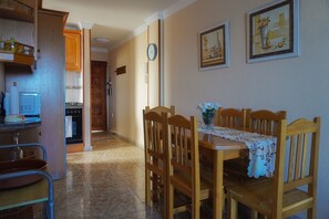 Dining - Balcony to the Sea in Mesa del Mar (Tacoronte)