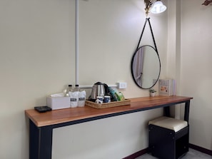 Family Room | Free minibar items, desk, free WiFi, bed sheets - Aivarata Resort (Soi Dao)