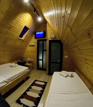 1 bedroom - Guest House Adilaj Wood Houses (Berat)