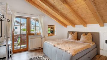 1 chambre, fer et planche Ă repasser, Wi-Fi gratuit, draps fournis