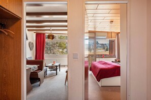1 bedroom, free WiFi, bed sheets