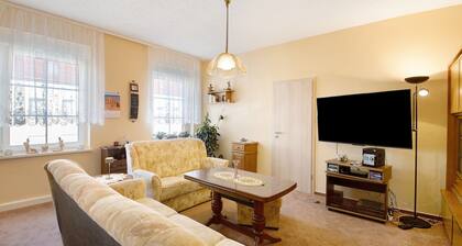 Ferienwohnung 'Gisela' mit Gemeinschaftsterrasse, Gemeinschaftsgarten und Wi-Fi