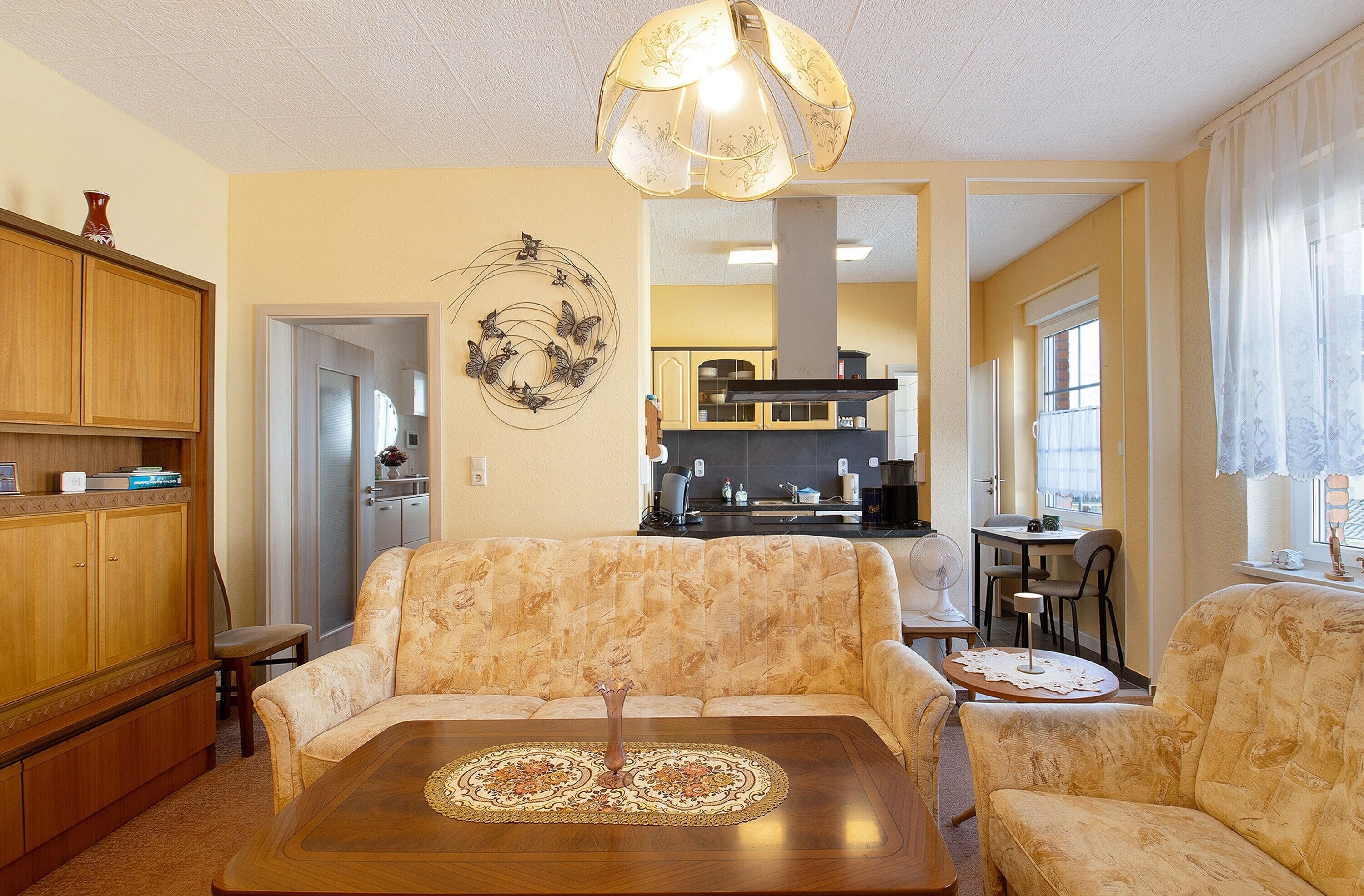 Televisión, reproductor de DVD y estéreo 