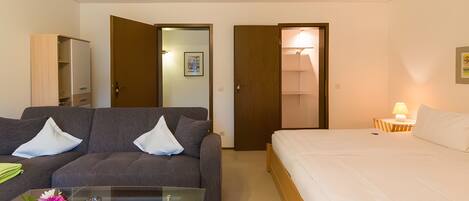 1 chambre, accĂšs au Wi-Fi (inclus), literie fournie