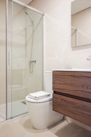 Douche, séchoir à cheveux