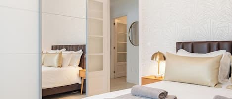 4 عدّة غرف نوم ومكواة/لوح كي وواي فاي