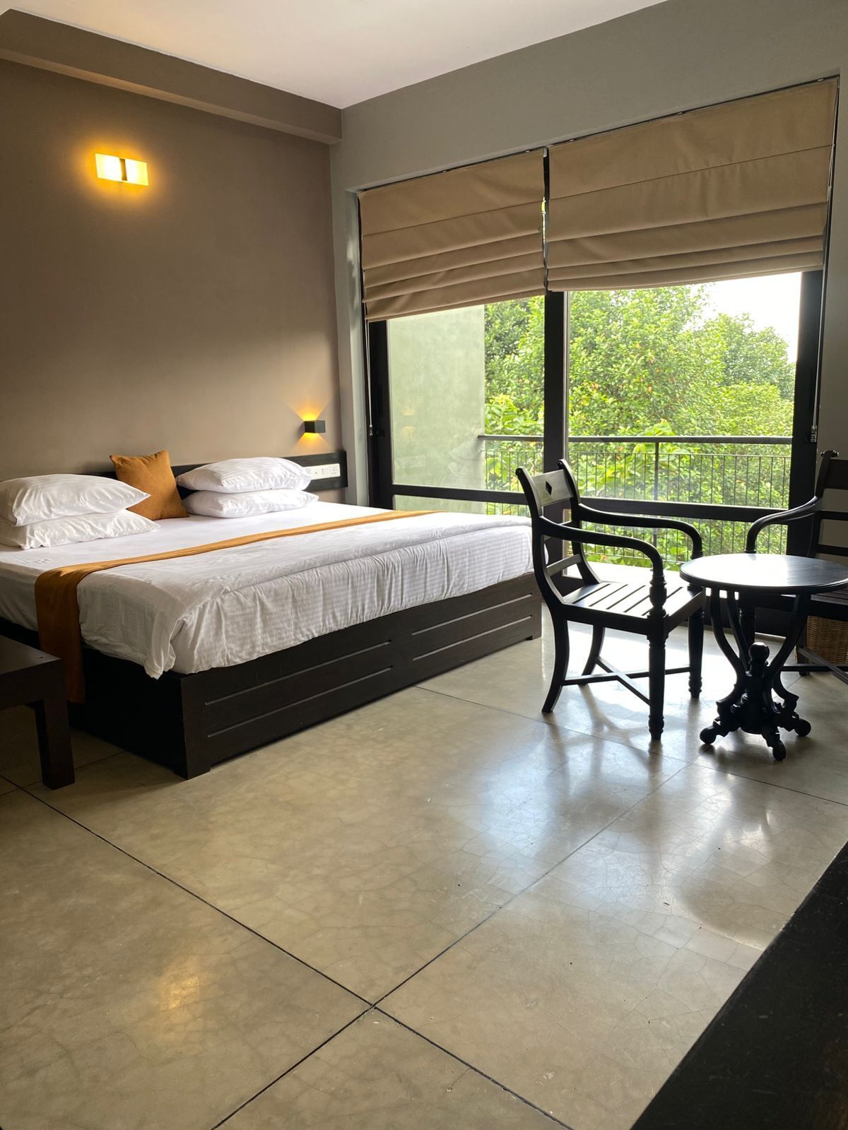 Standard Double Room | Iron/ironing board (on request), WiFi (free), bed sheets