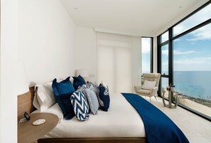 4 bedrooms, iron/ironing board, travel cot, free WiFi