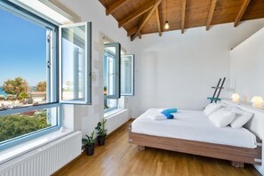 3 slaapkamers, een strijkplank/strijkijzer, wifi, beddengoed