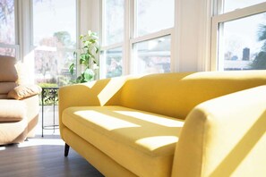 Interior - Waterview Retreat - 4/2 Riverside Haven Escape (North Charleston)