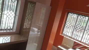 Desk, iron/ironing board, free WiFi, bed sheets